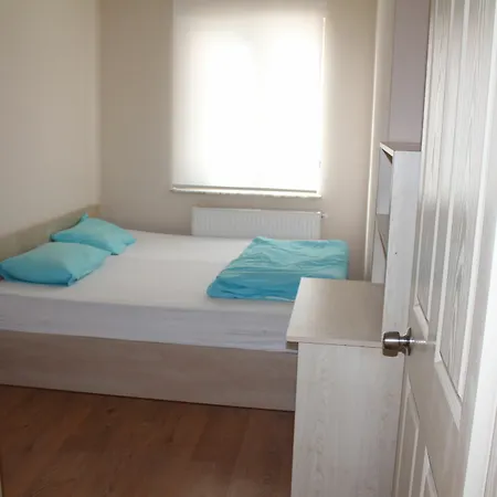 Elite In Apartment