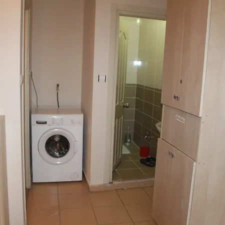 Elite In Apartment *